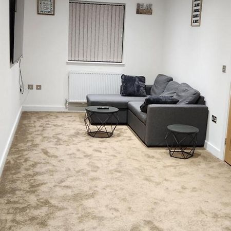 44 Beyers Close Manchester Exterior photo